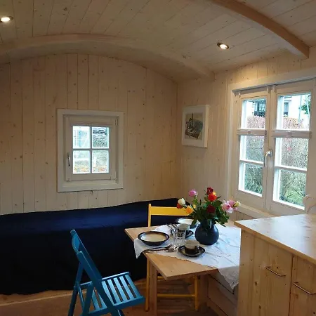 Gemuetliche Gaestezimmer In Einem Neu Sanierten Fachwerkhaus Заксенхайм Экстерьер фото
