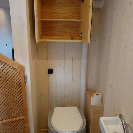 Gemuetliche Gaestezimmer In Einem Neu Sanierten Fachwerkhaus Заксенхайм Экстерьер фото