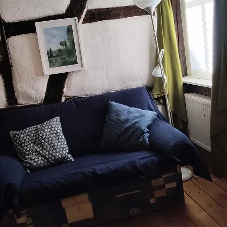 Gemuetliche Gaestezimmer In Einem Neu Sanierten Fachwerkhaus Заксенхайм Экстерьер фото