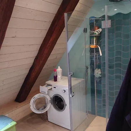 Gemuetliche Gaestezimmer In Einem Neu Sanierten Fachwerkhaus Заксенхайм Экстерьер фото