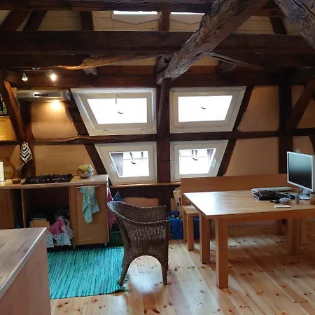 Gemuetliche Gaestezimmer In Einem Neu Sanierten Fachwerkhaus Заксенхайм Экстерьер фото